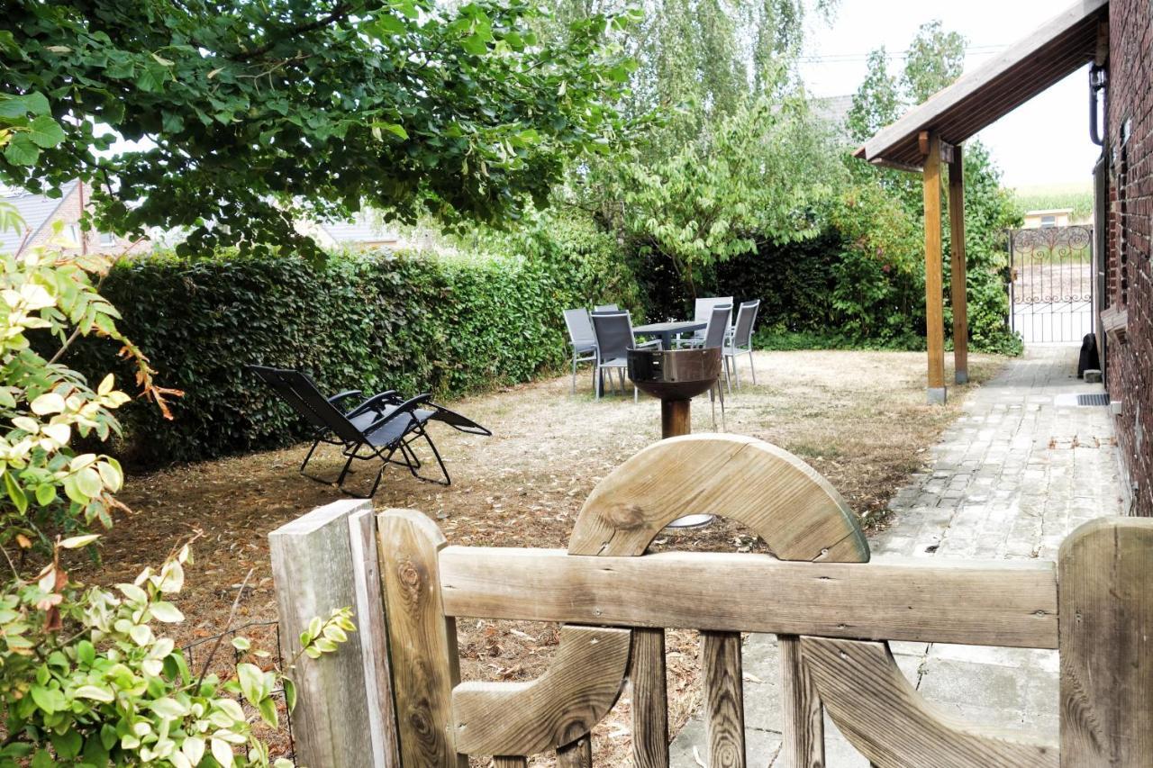 Gite Rural Les Petites Tetes Leuze-en-Hainaut Exterior photo
